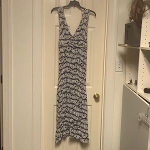 F21 Deep V Neck Navy Dress